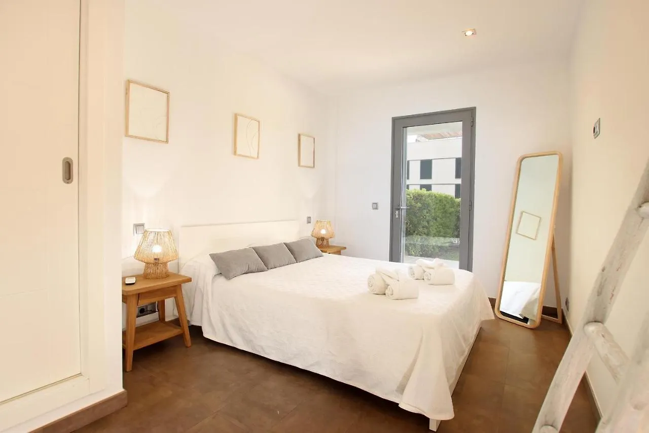 Apartment Boquer 波连萨港